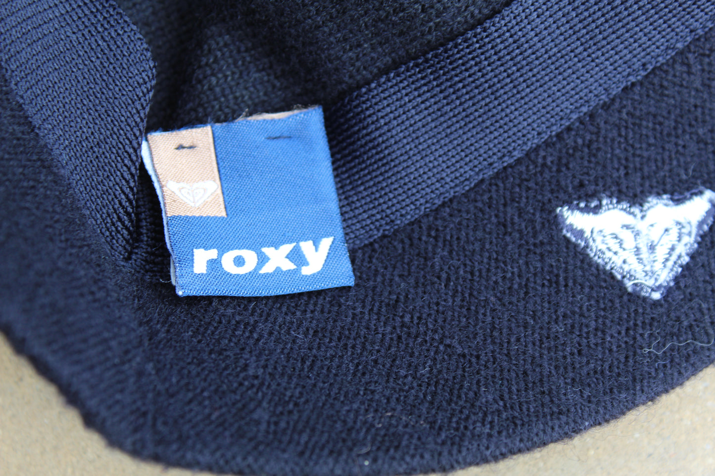 90s Vintage Roxy Bucket Hat