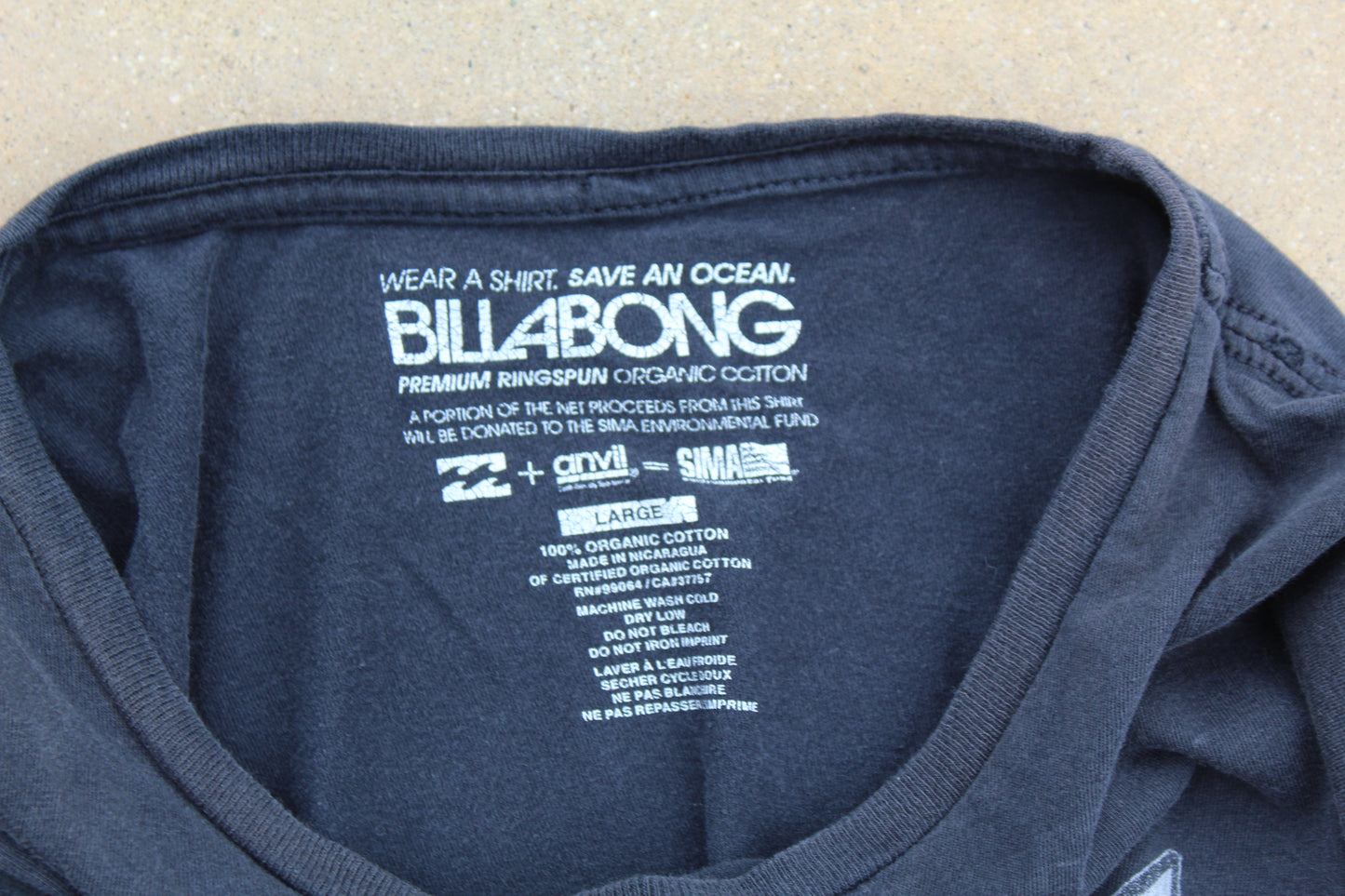 00s Vintage Billabong "Drinking Surfboard" Tee