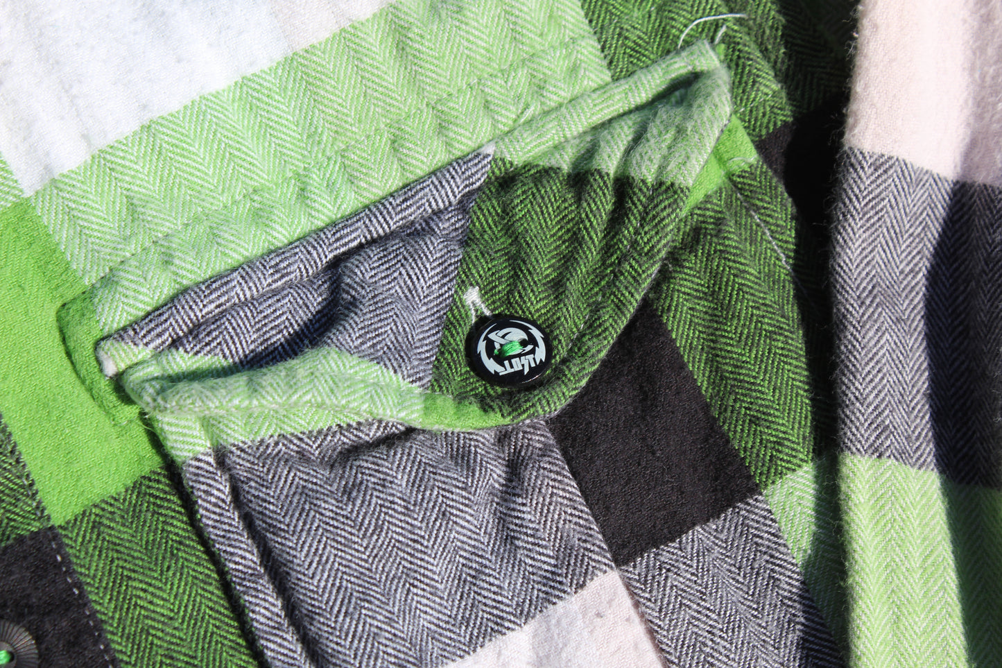 90s Rare Vintage Lost Green Flannel