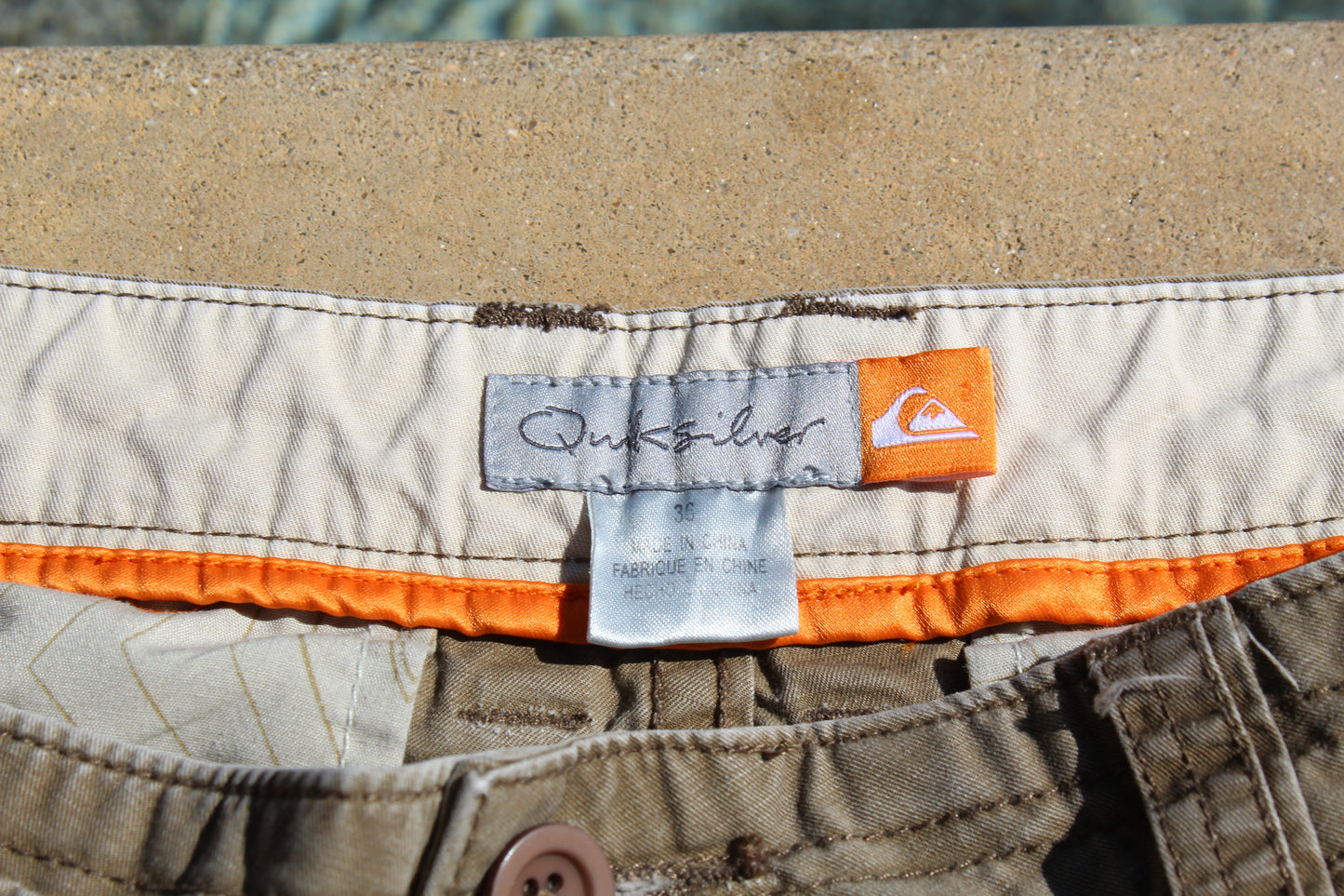 00s Vintage Quiksilver Baggy Cargo Shorts