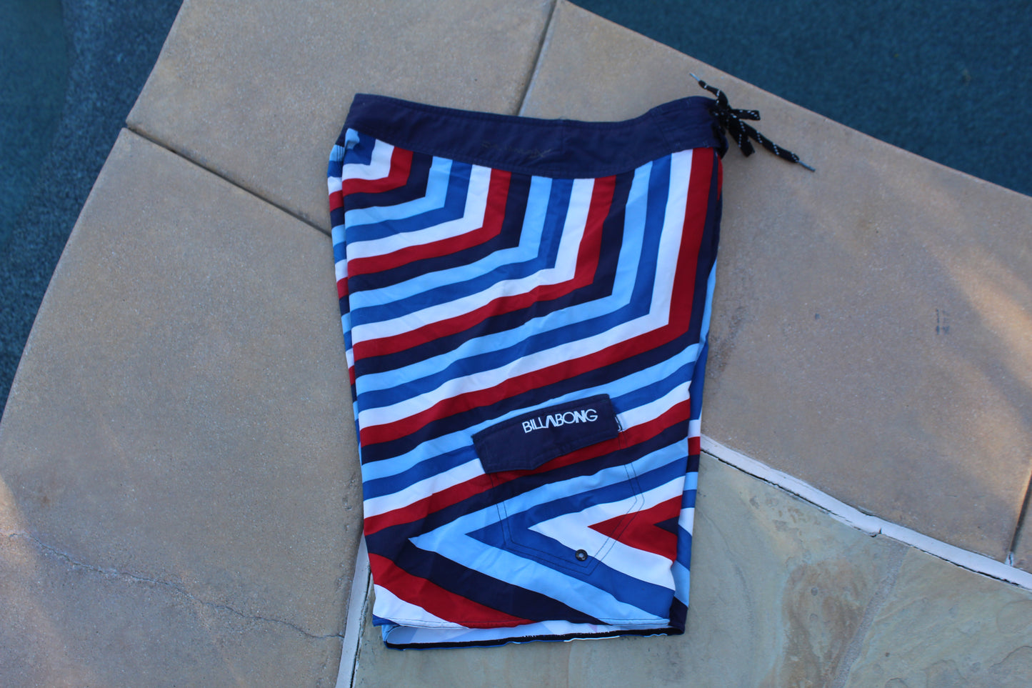 00s Vintage Billabong Star Boardshorts