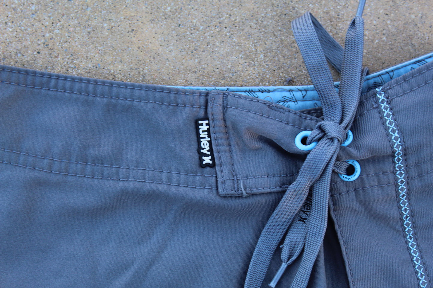 90s Vintage Hurley Baggy Boardshorts