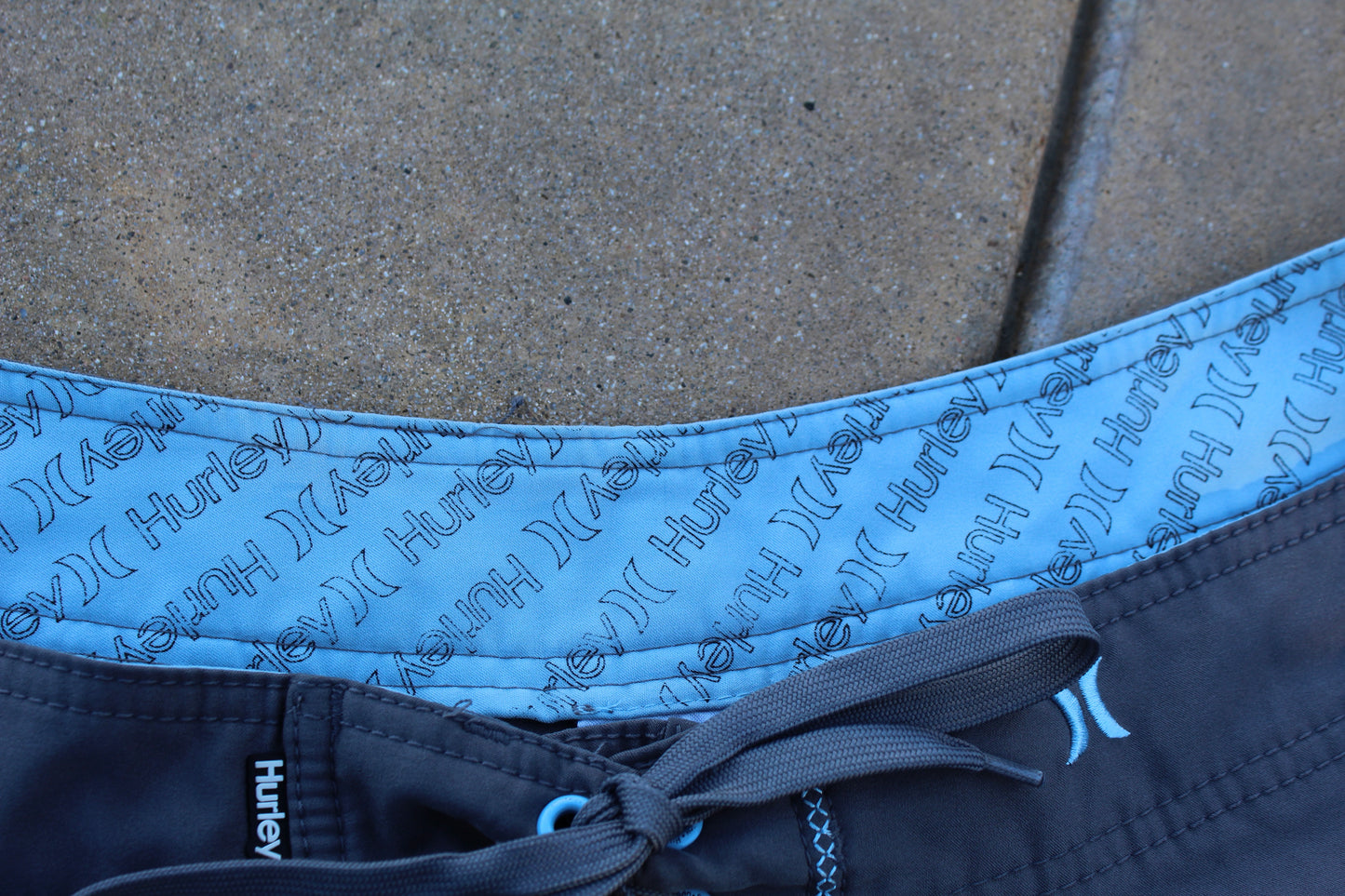 90s Vintage Hurley Baggy Boardshorts