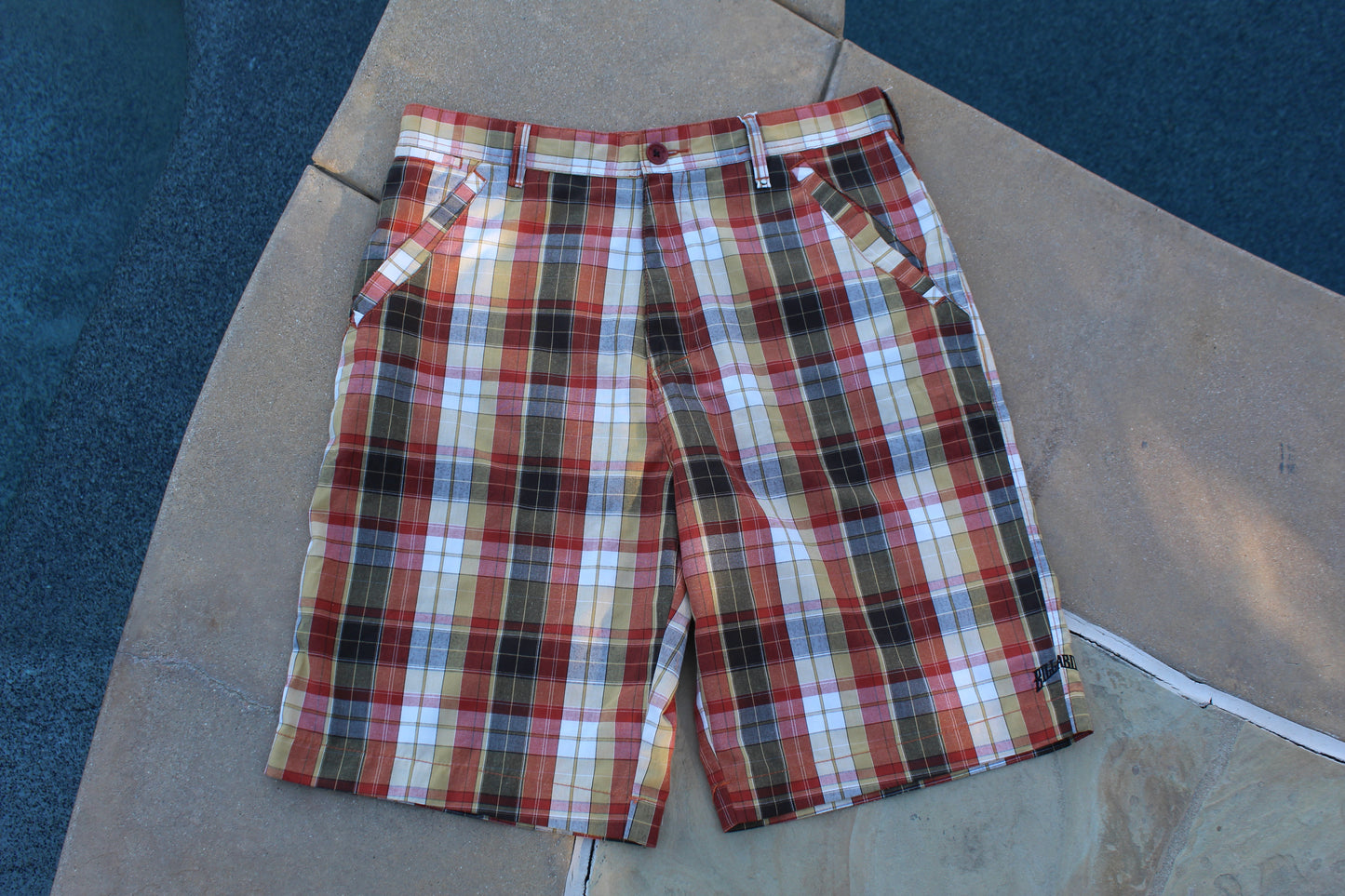 00s Rare Vintage Billabong Plaid Baggy Shorts
