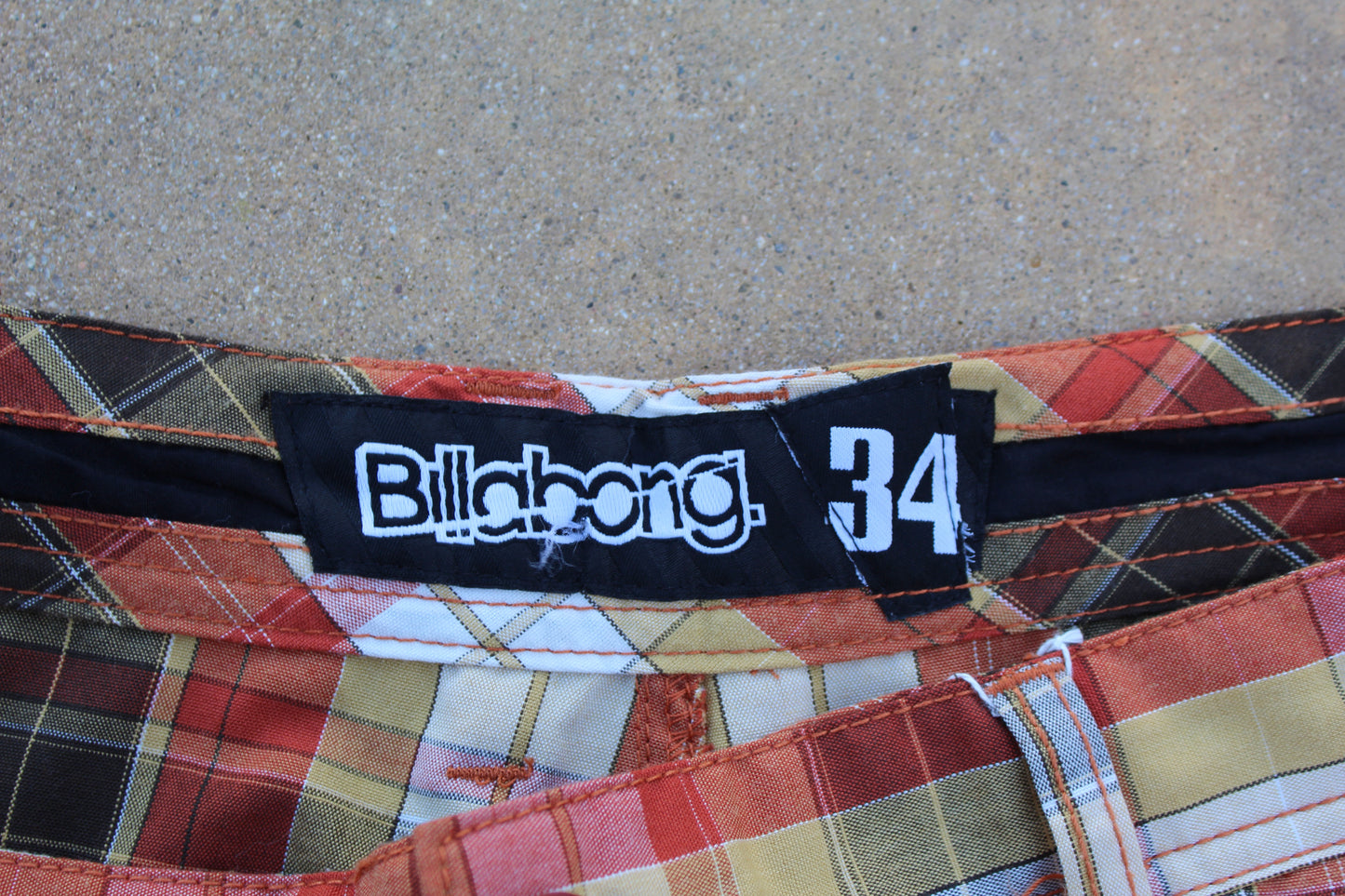 00s Rare Vintage Billabong Plaid Baggy Shorts