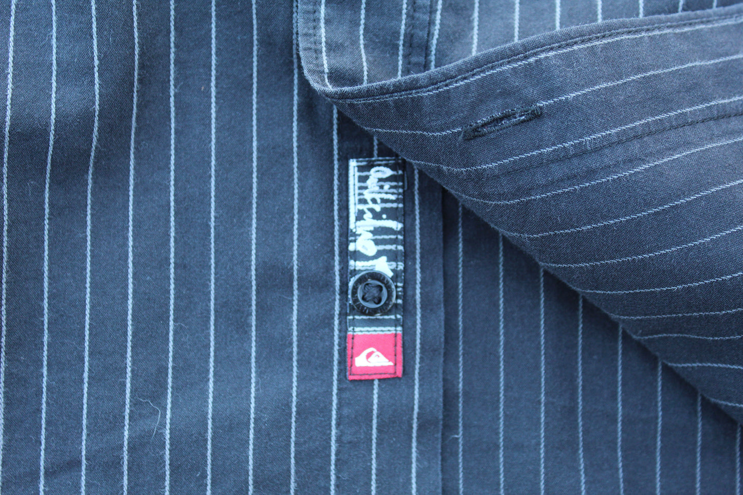 00s Rare Vintage Quiksilver Dress Shirt