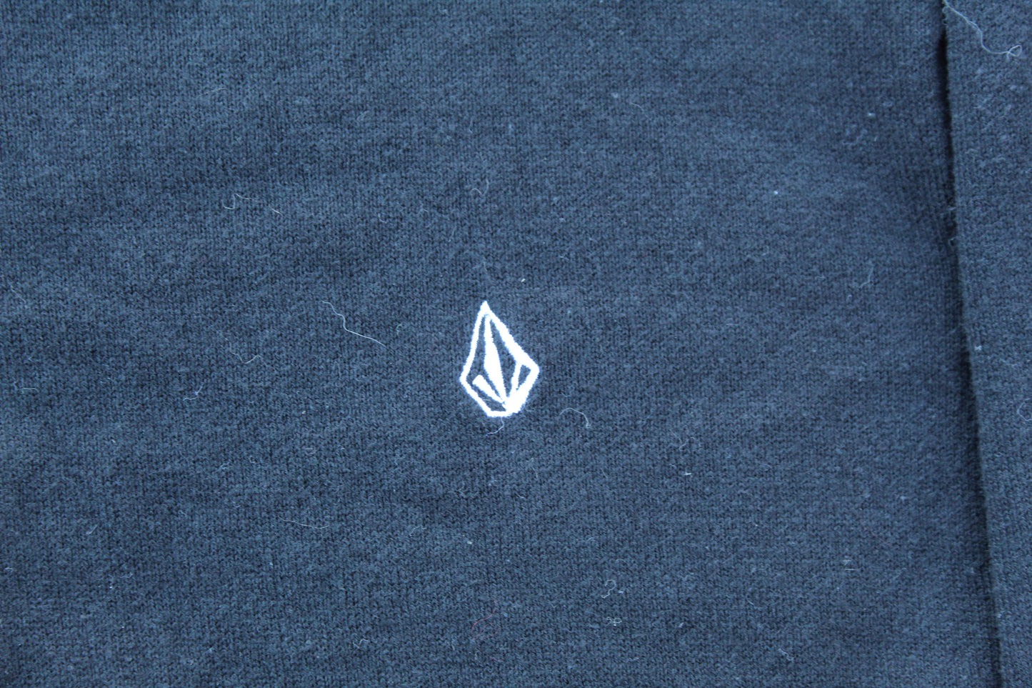 00s Vintage Volcom Sweater
