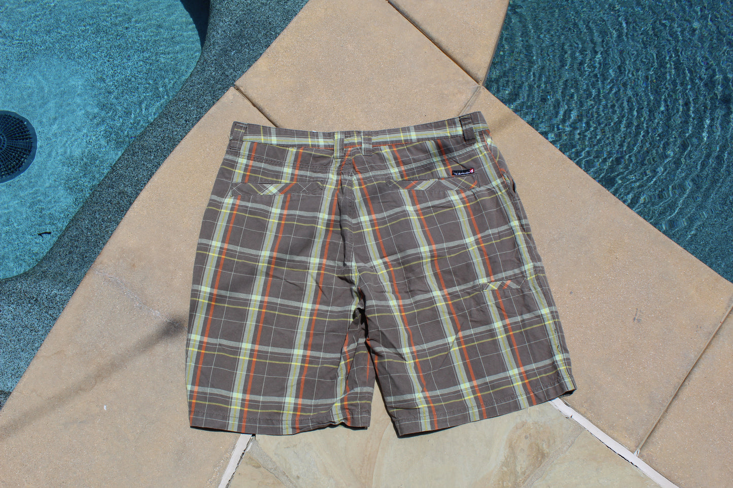 Y2K Vintage Quiksilver Plaid Baggy Shorts