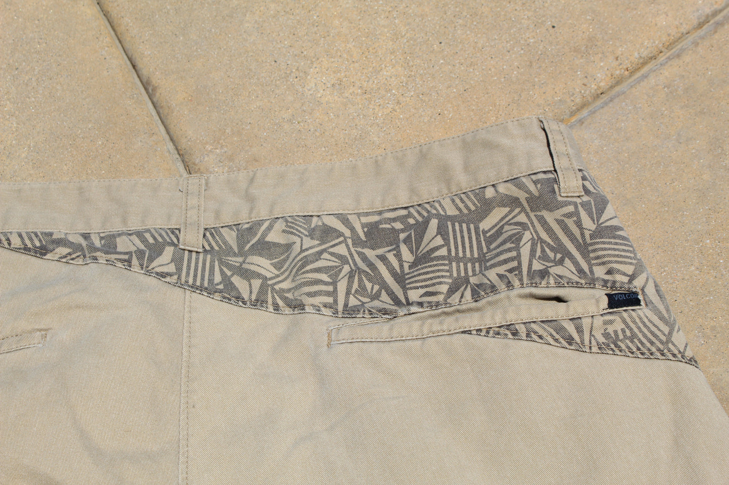 Y2K Rare Vintage Volcom Pattern Shorts