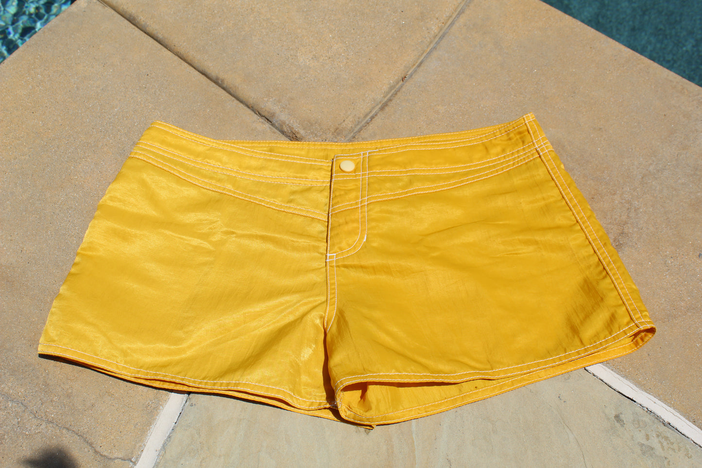 90s Rare Vintage Hurley Women's Shorts