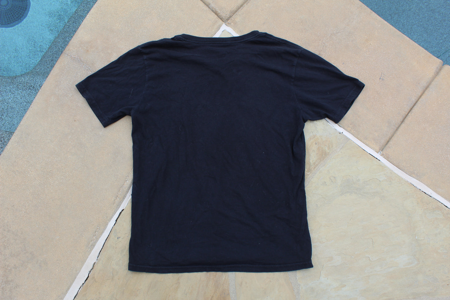 Y2K Vintage Billabong Photos Tee