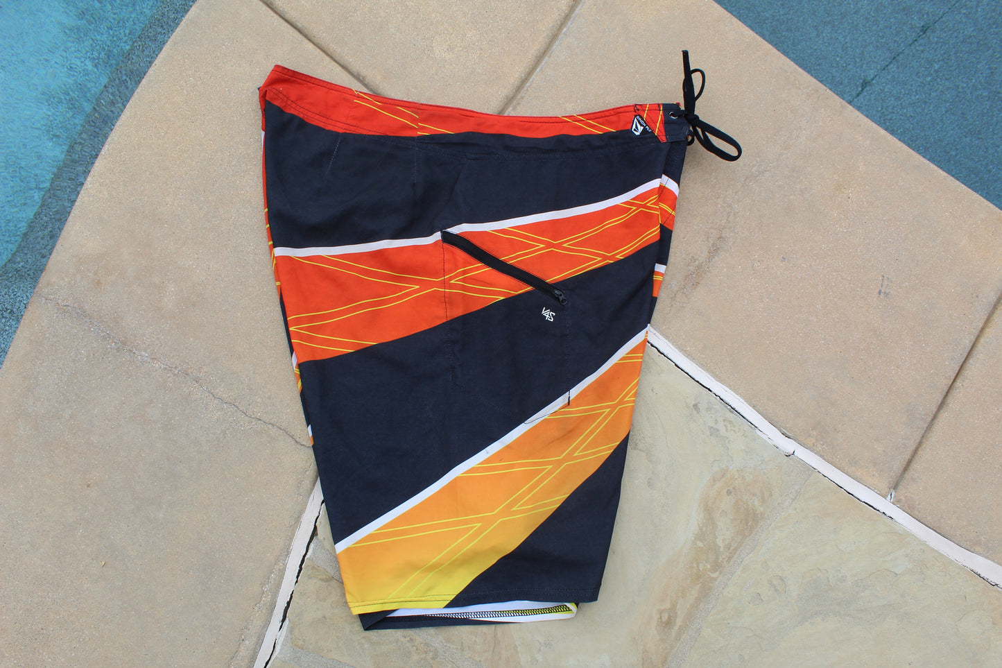 Y2K Rare Volcom Spinning Baggy Boardshorts