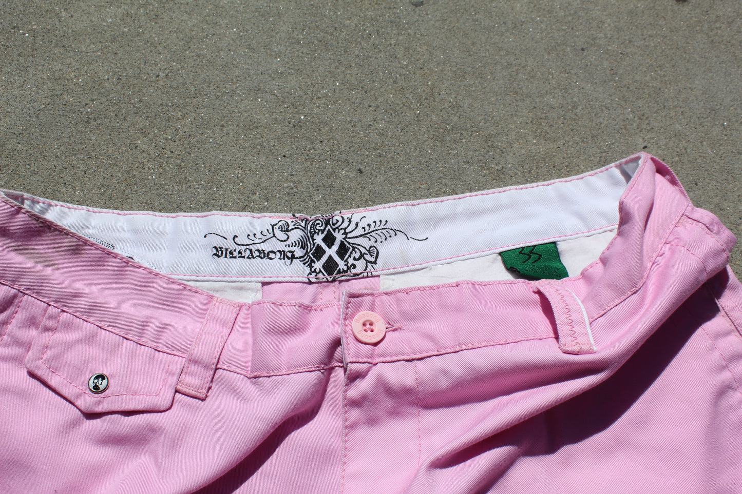 Y2K Rare Billabong Embroidered Baggy Chino Shorts