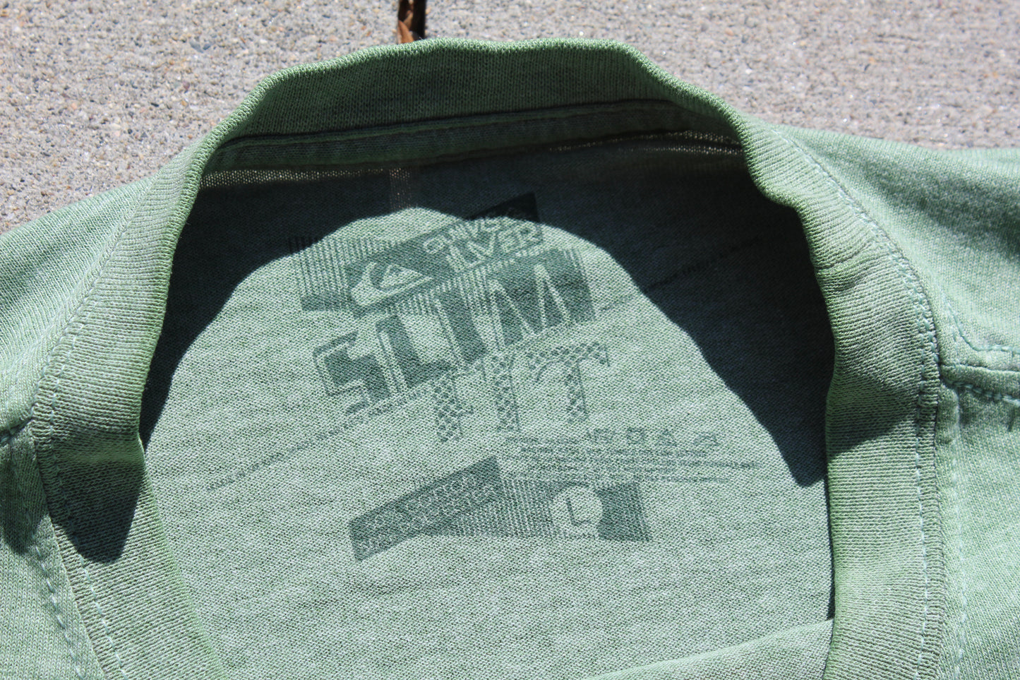 00s Quiksilver Patched Tee