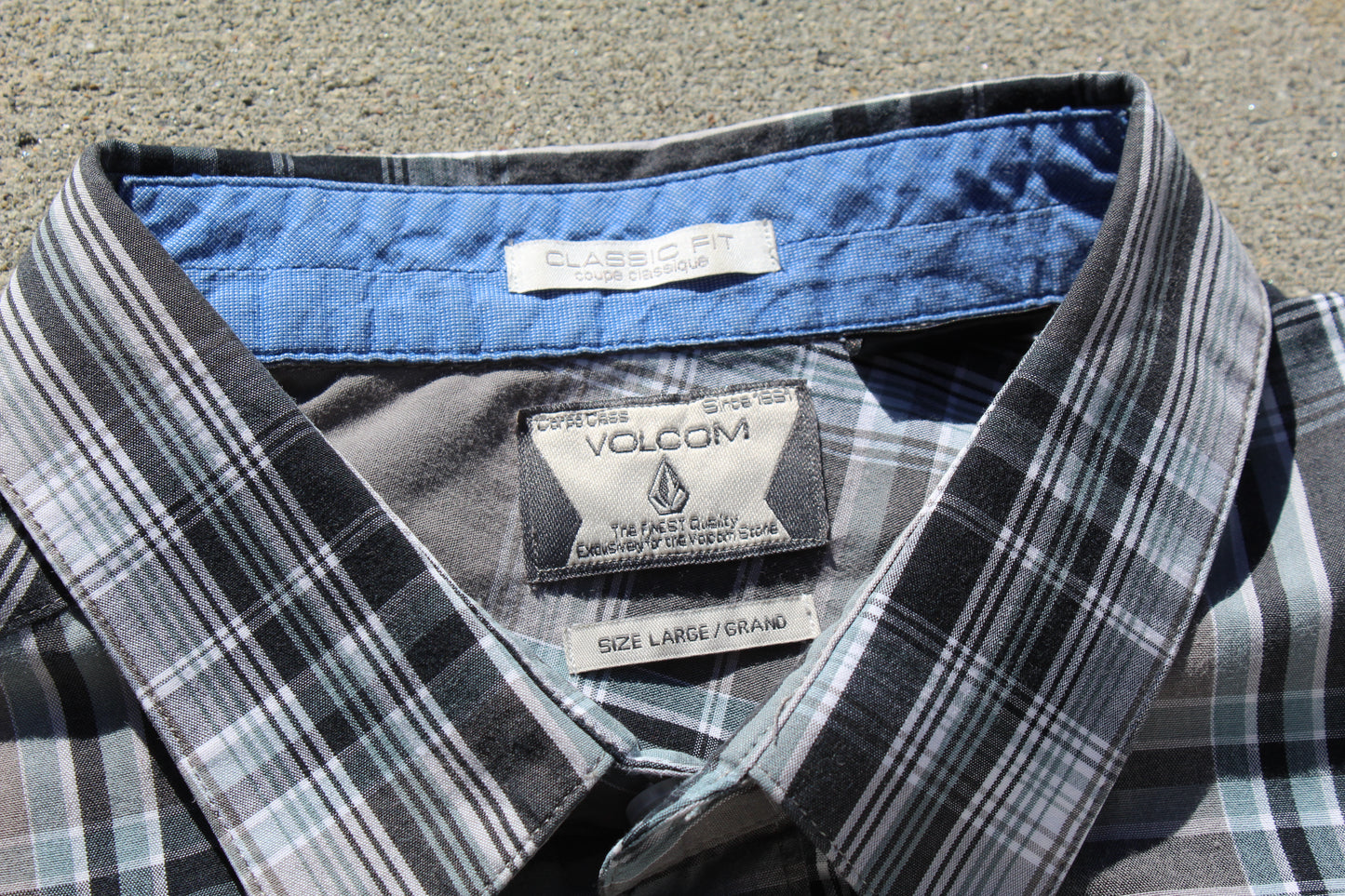 Y2K Corpo Class Volcom Plaid Button Up (L) - Revival Surfwear