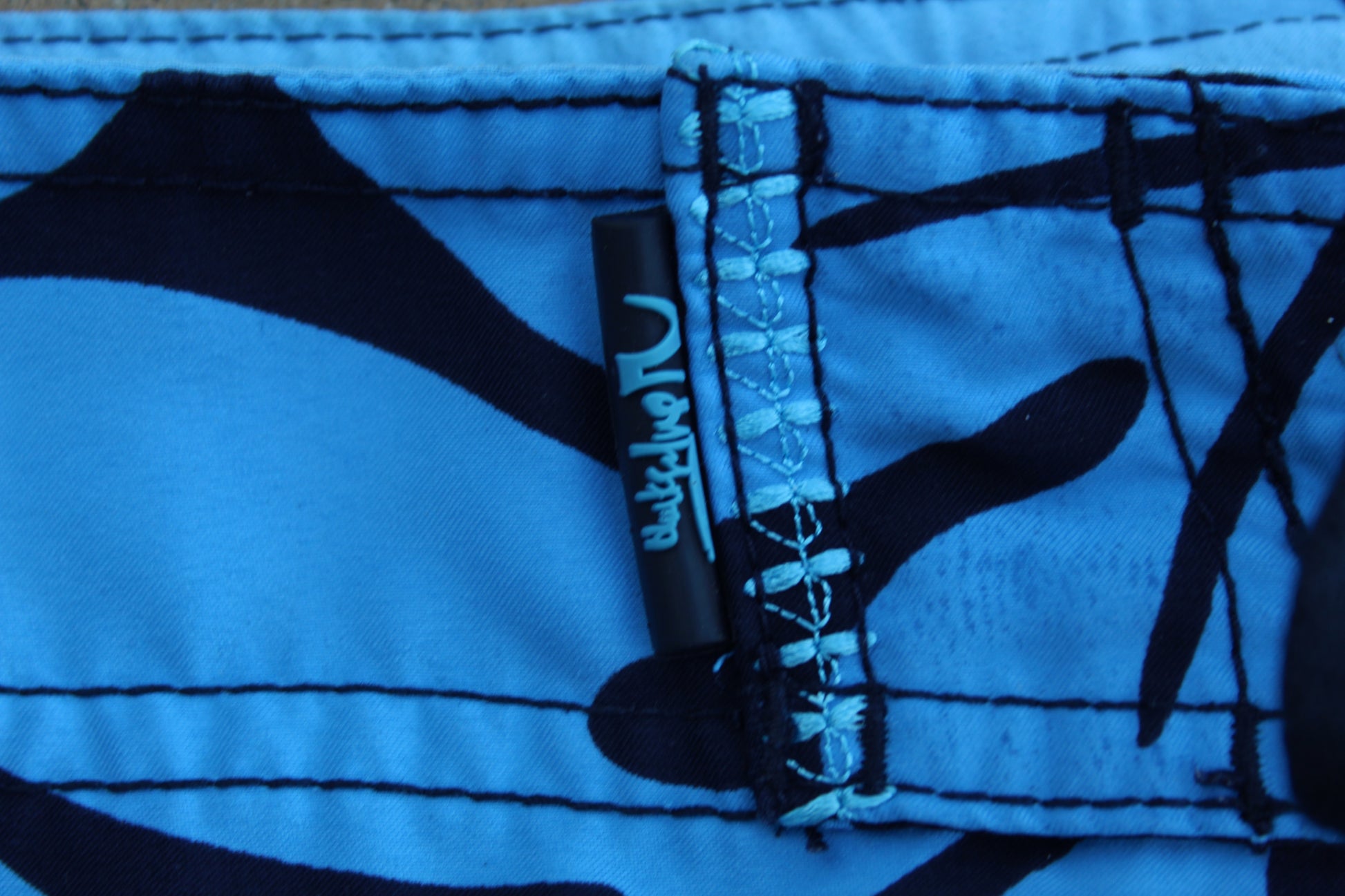 Y2K Floral Blue Quiksilver Boardshorts [w34"] - Revival Surfwear