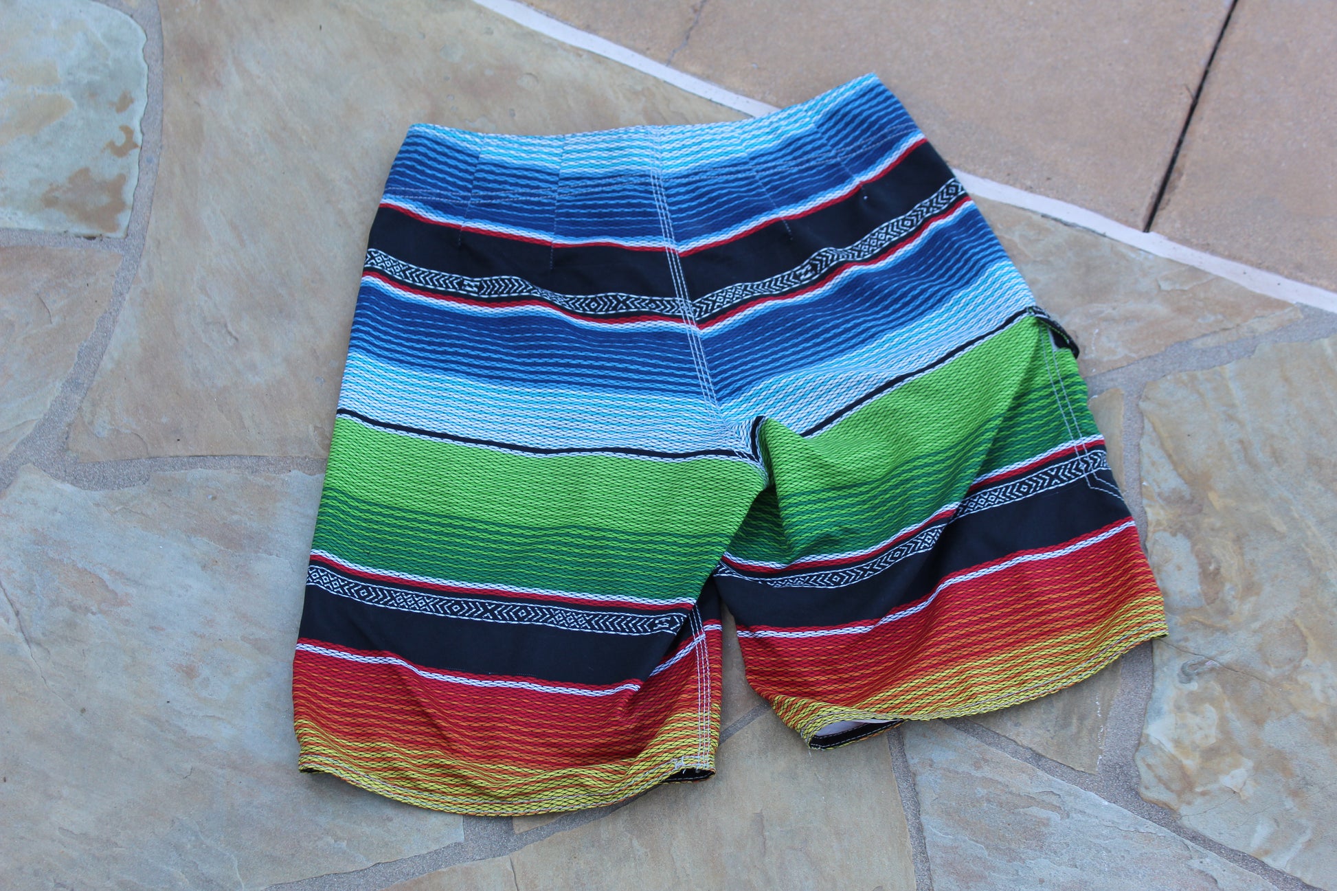 Y2K Sarape Pattern Billabong Boardshorts [w31"] - Revival Surfwear