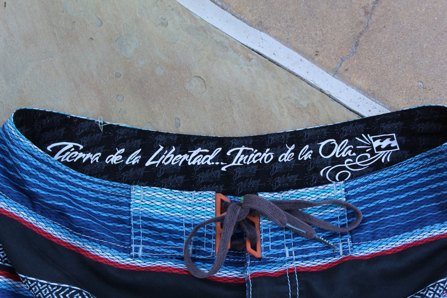 Y2K Sarape Pattern Billabong Boardshorts [w31"] - Revival Surfwear