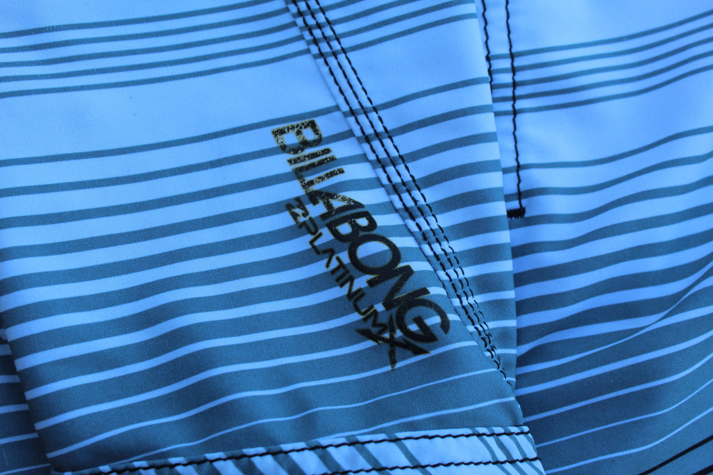 Y2K Striped Billabong Boardshorts [w36"] - Revival Surfwear