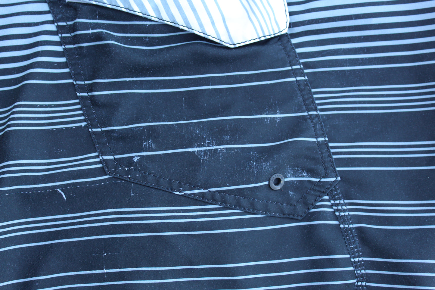Y2K Striped Billabong Boardshorts [w36"] - Revival Surfwear
