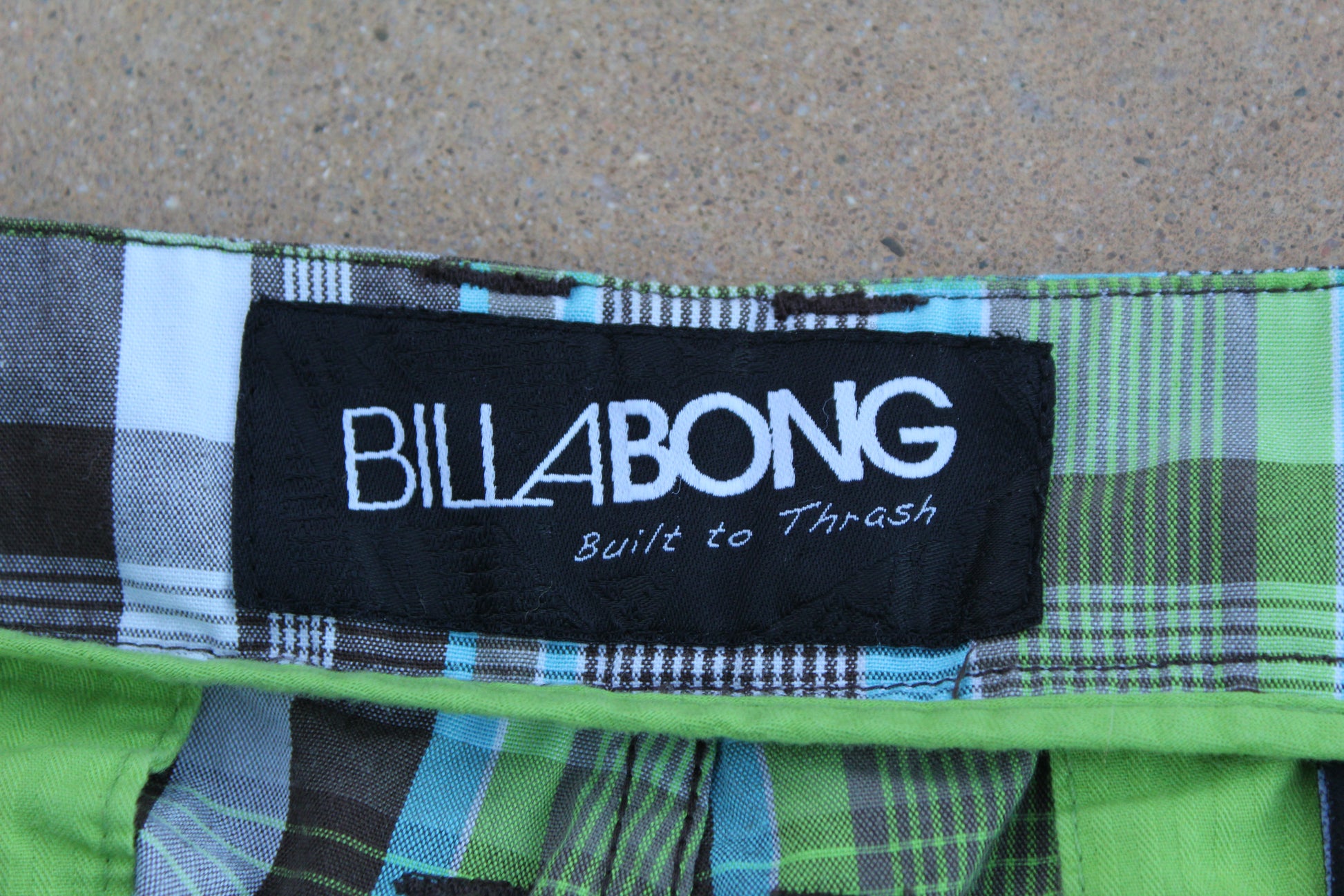 Y2K Plaid Pattern Billabong Baggy Shorts [w32"] - Revival Surfwear