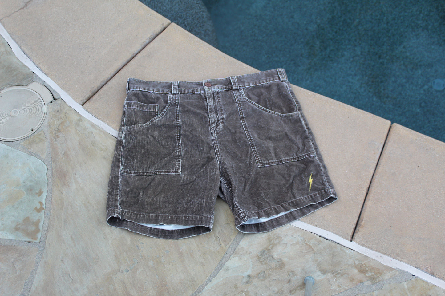 90s Lightning Bolt "Gerry Lopez" Corduroy Shorts [w34"] - Revival Surfwear