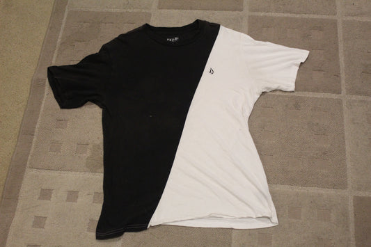 00s Rare Volcom Split Tee - Revival Surfwear