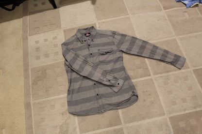Early 00s Quiksilver Flannel - Revival Surfwear