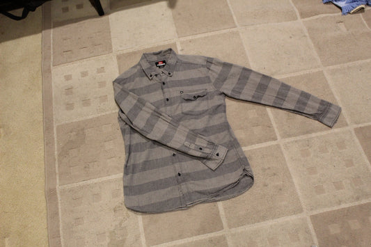 Early 00s Quiksilver Flannel - Revival Surfwear