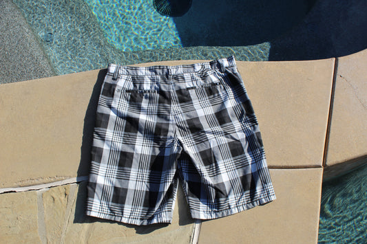 Y2K Vintage Hurley Baggy Plaid Shorts