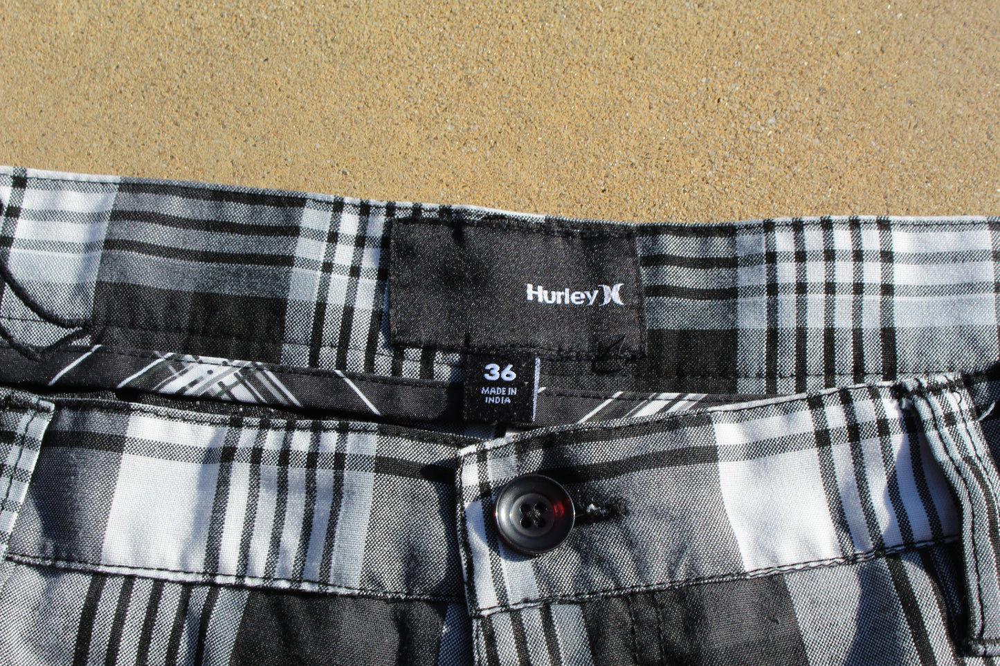 Y2K Vintage Hurley Baggy Plaid Shorts