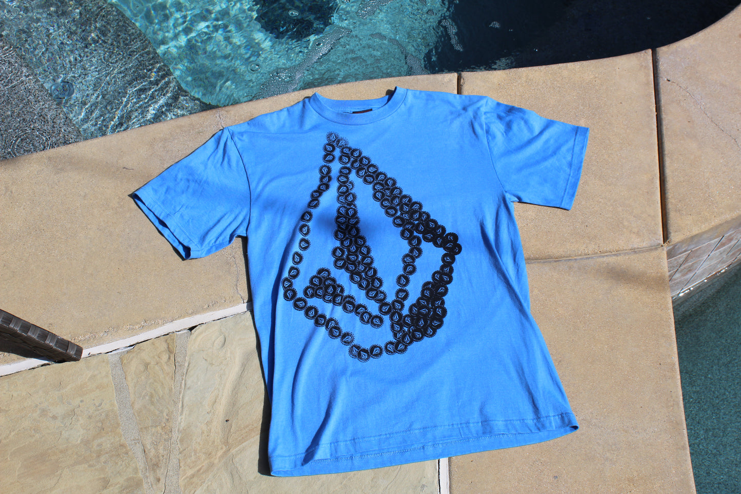 00s Vintage Volcom Front Hit Tee