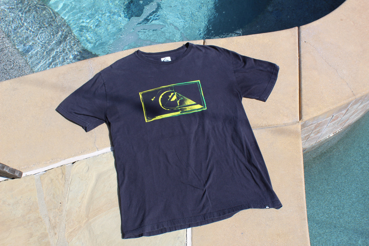 Y2K Vintage Quiksilver Front Hit Tee