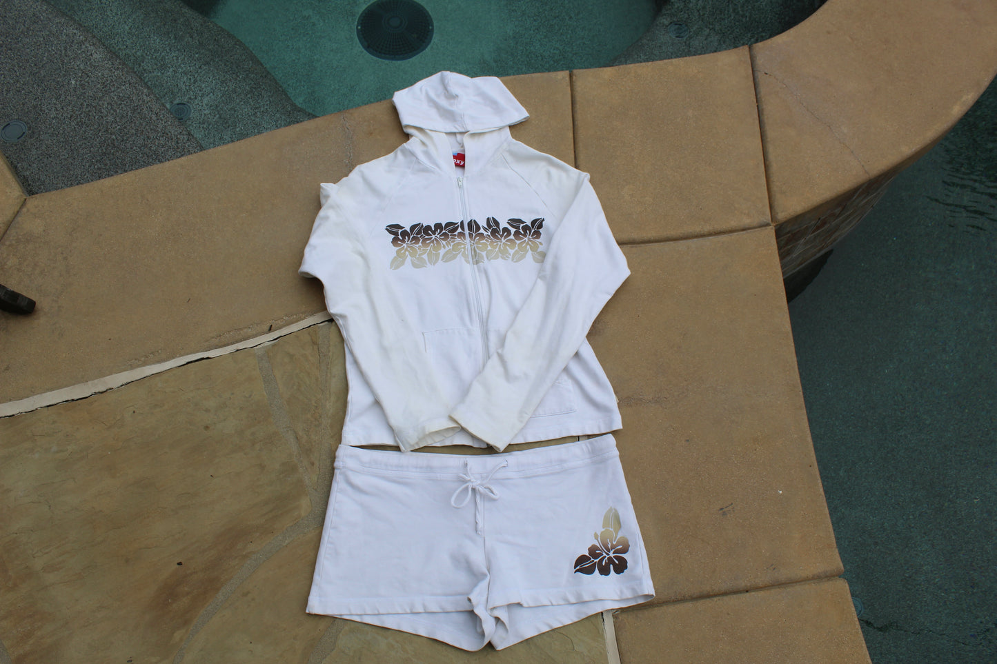 90s Rare Vintage Roxy Matching Jacket and Shorts Floral Set