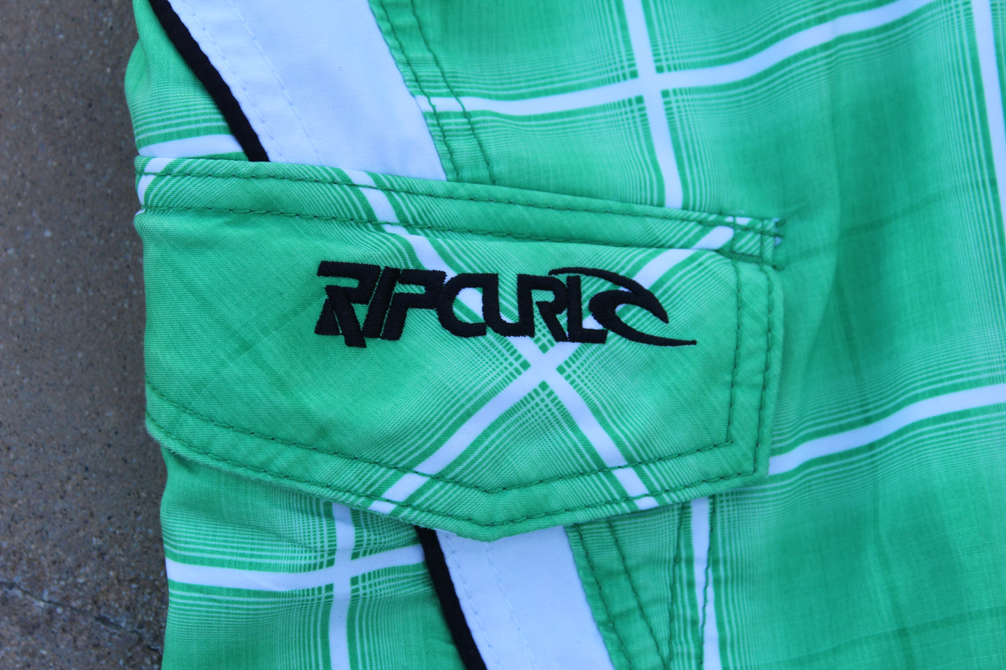 00s Vintage Rip Curl Baggy Boardshorts