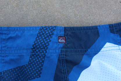 00s Vintage Quiksilver Cypher Series Boardshorts