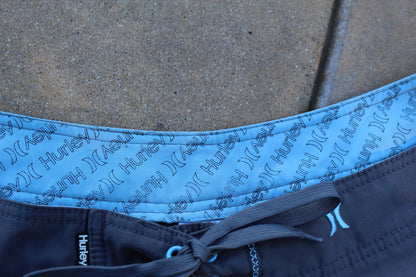 90s Vintage Hurley Baggy Boardshorts