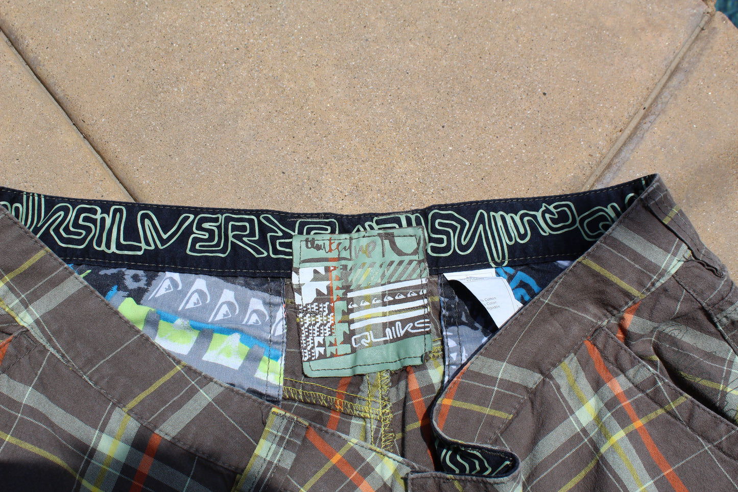 Y2K Vintage Quiksilver Plaid Baggy Shorts