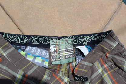 Y2K Vintage Quiksilver Plaid Baggy Shorts