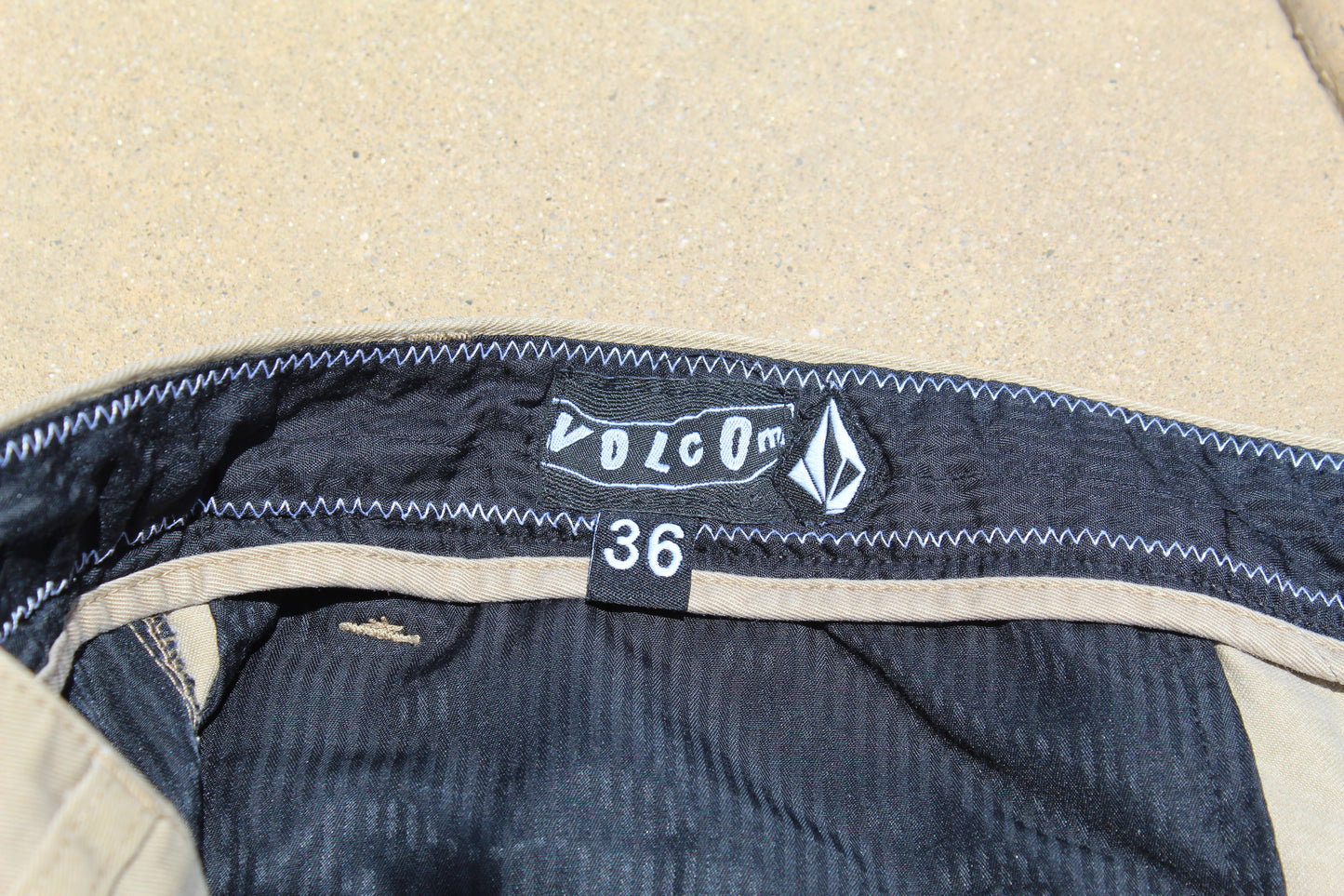 Y2K Rare Vintage Volcom Pattern Shorts