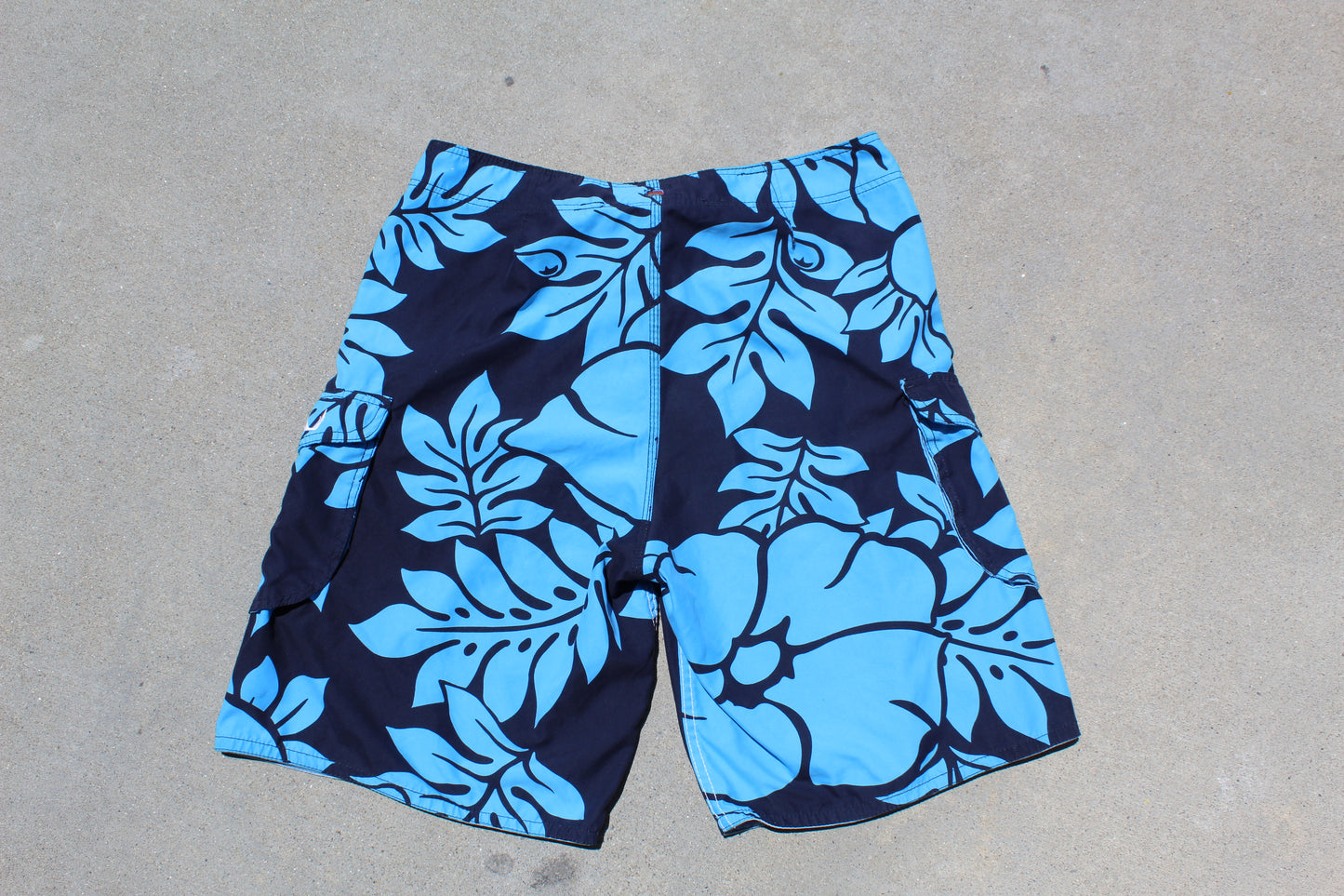 Y2K Quiksilver Floral Baggy Boardies (W35") - Revival Surfwear